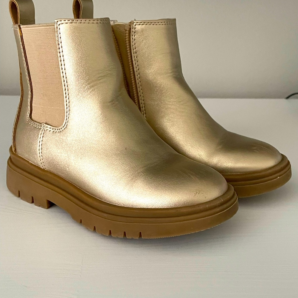 Cute Gold Toddler Gap Booties!